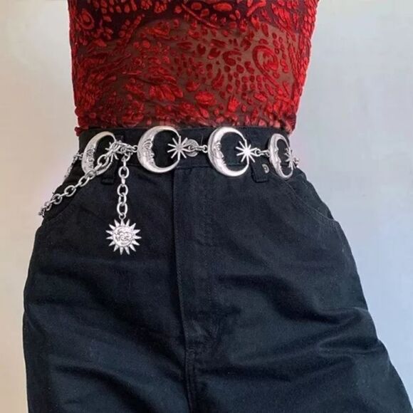 NWOT Moon & Stars Belt - Picture 3 of 6